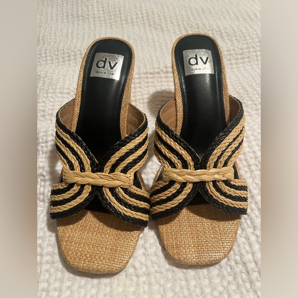 Dolce Vita Sandals